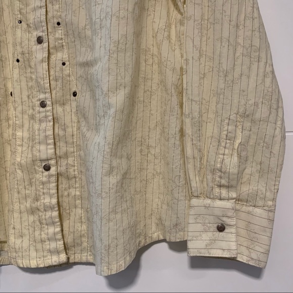 Wrangler | Button Down Rodeo Shirt - Picture 5 of 16